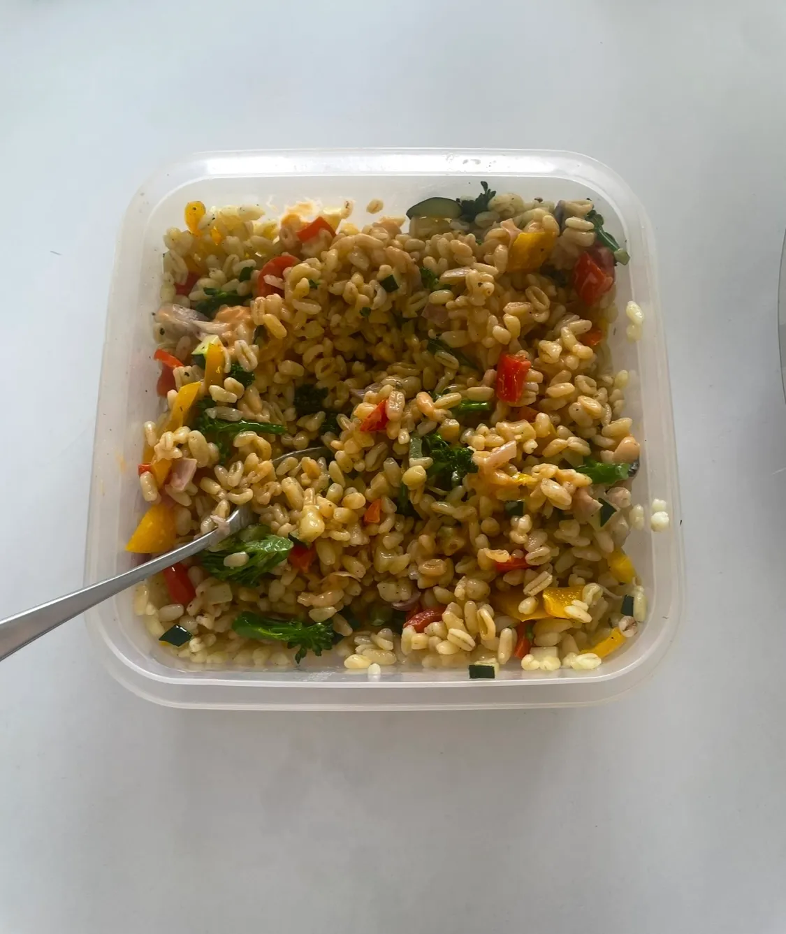 Salat mit Sonnenweizen & Gemüse